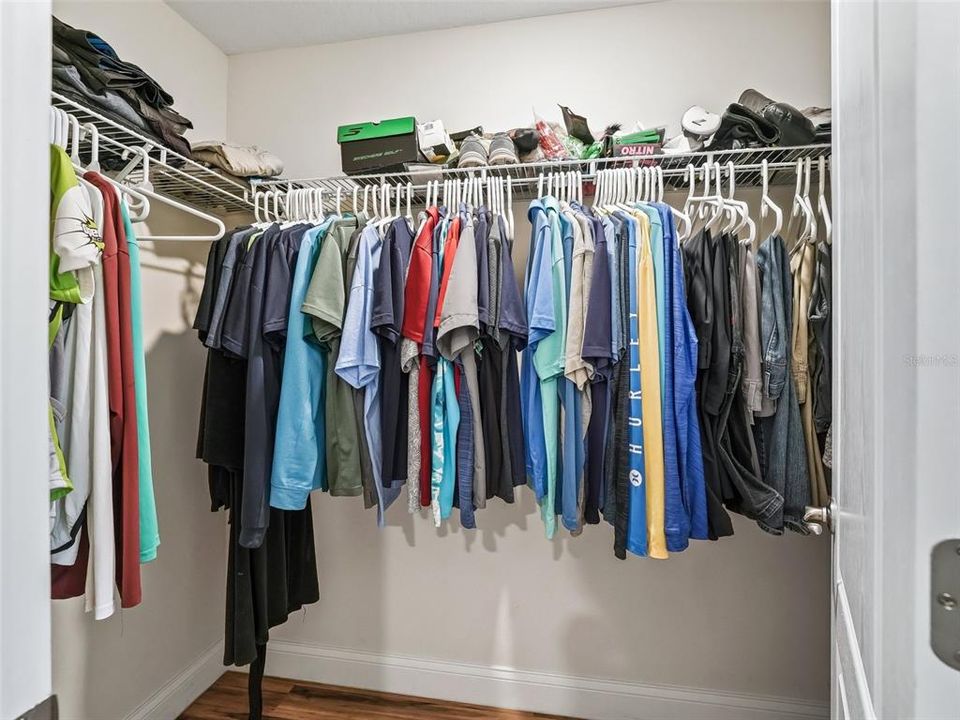 En Venta: $699,000 (4 camas, 2 baños, 2359 Pies cuadrados)