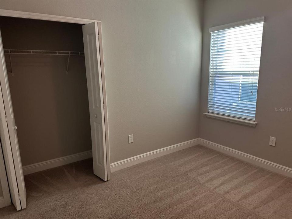 En Venta: $471,900 (4 camas, 2 baños, 2017 Pies cuadrados)