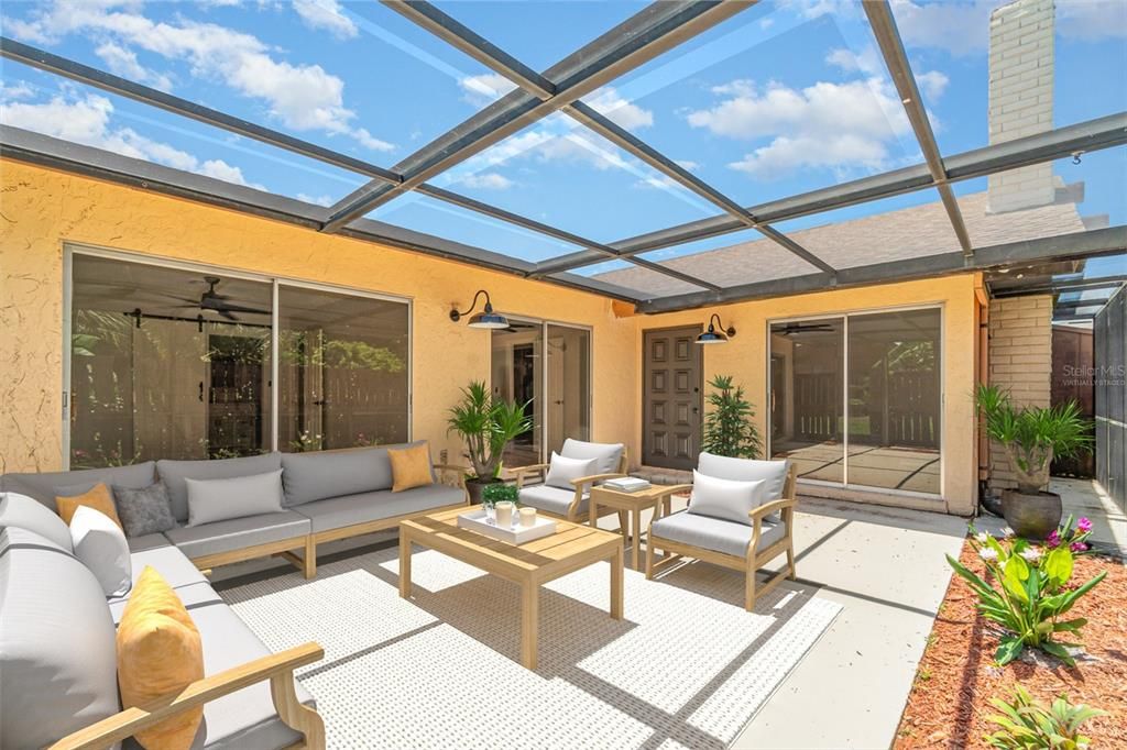 For Sale: $179,999 (2 beds, 1 baths, 1006 Square Feet)