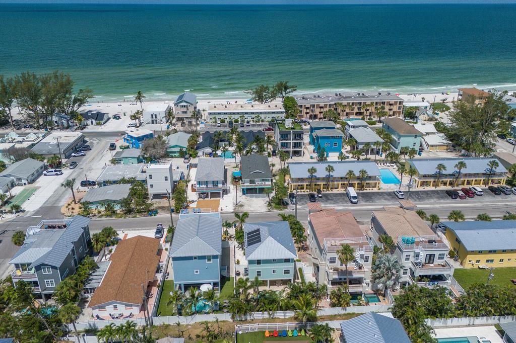 合同活跃: $1,895,000 (5 贝兹, 0 浴室, 2342 平方英尺)