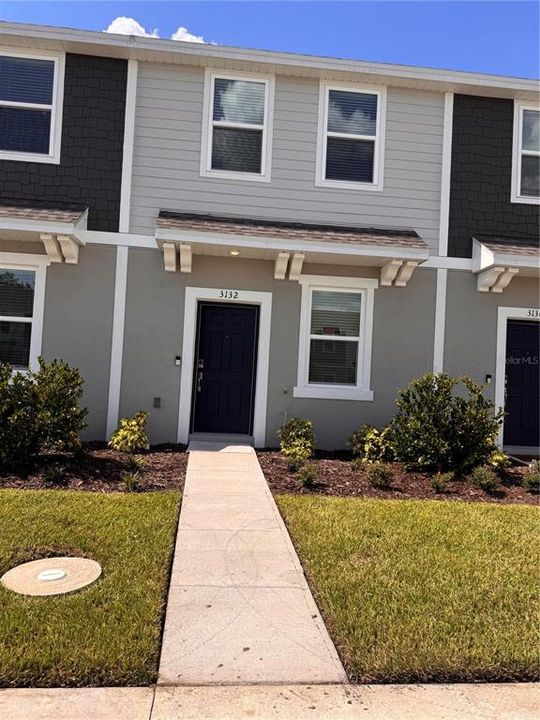 Recently Sold: $230,000 (2 beds, 2 baths, 1205 Square Feet)