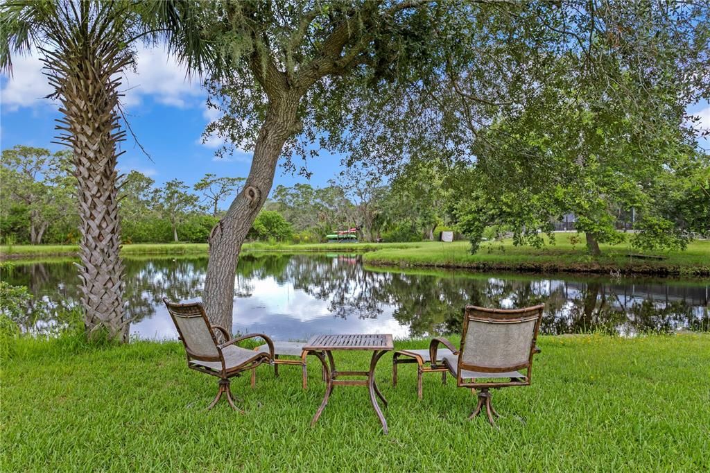 合同活跃: $1,130,000 (4 贝兹, 3 浴室, 2883 平方英尺)