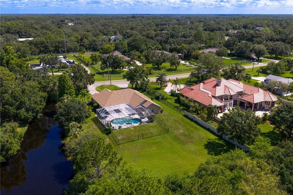 合同活跃: $1,130,000 (4 贝兹, 3 浴室, 2883 平方英尺)