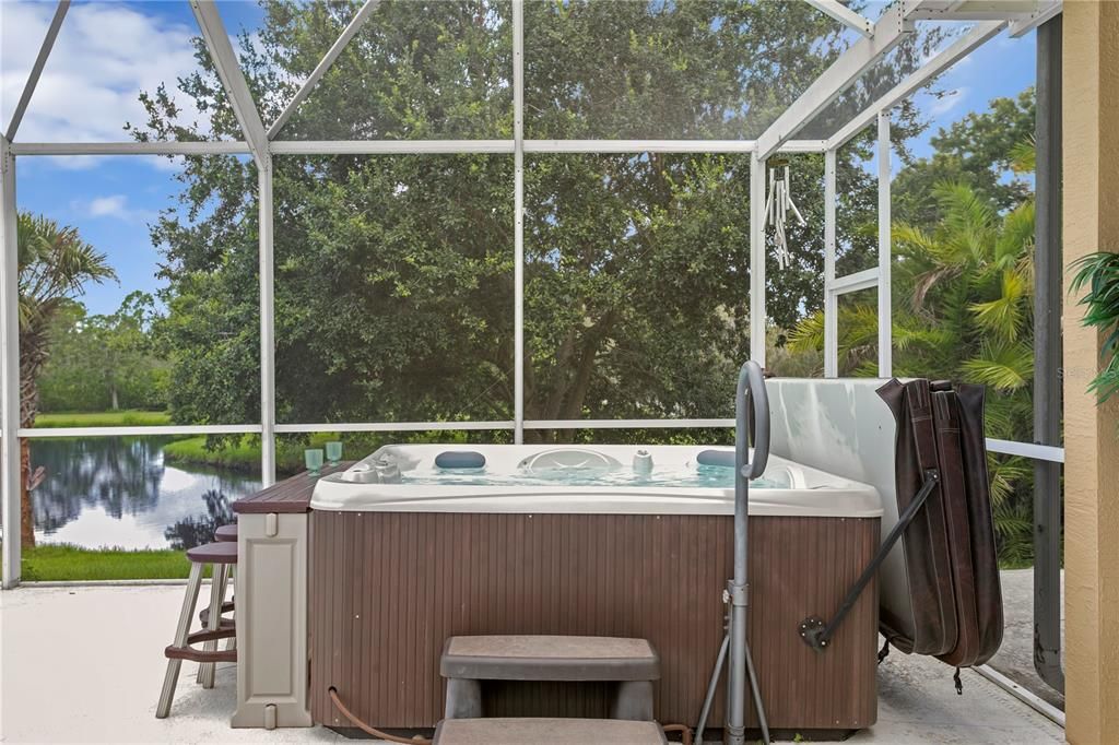 合同活跃: $1,130,000 (4 贝兹, 3 浴室, 2883 平方英尺)