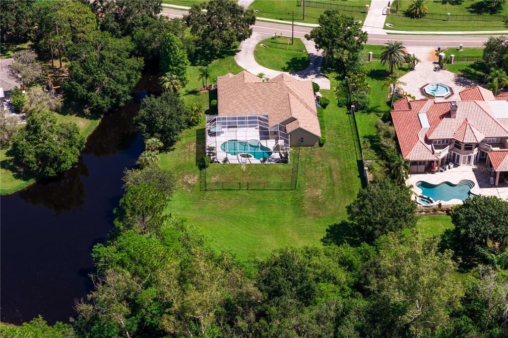 合同活跃: $1,130,000 (4 贝兹, 3 浴室, 2883 平方英尺)