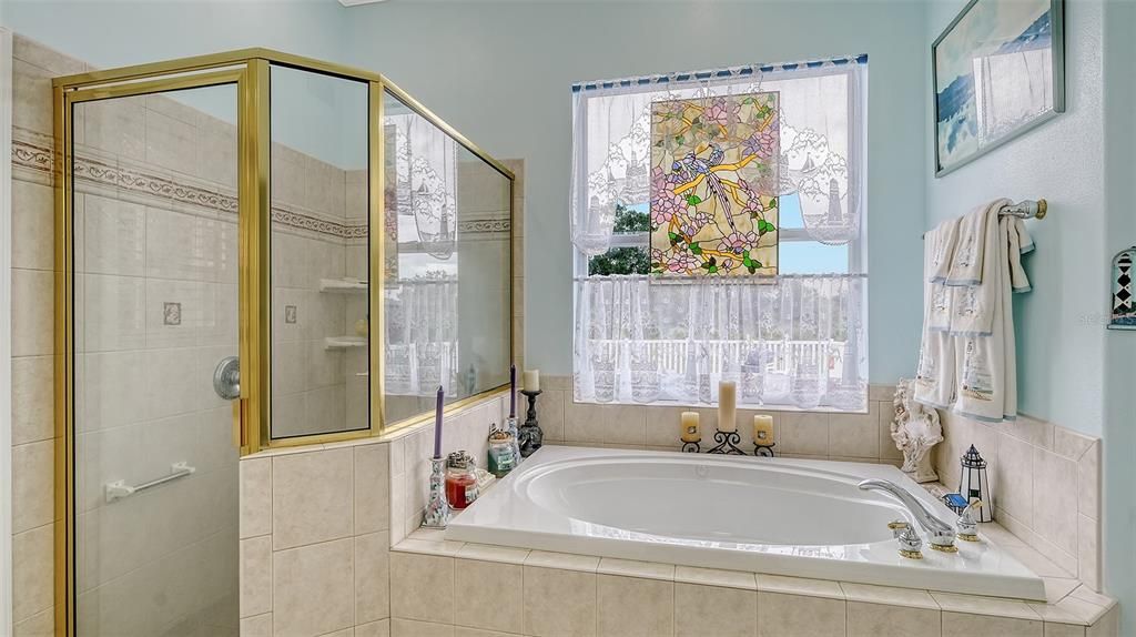 For Sale: $1,795,000 (5 beds, 3 baths, 4152 Square Feet)