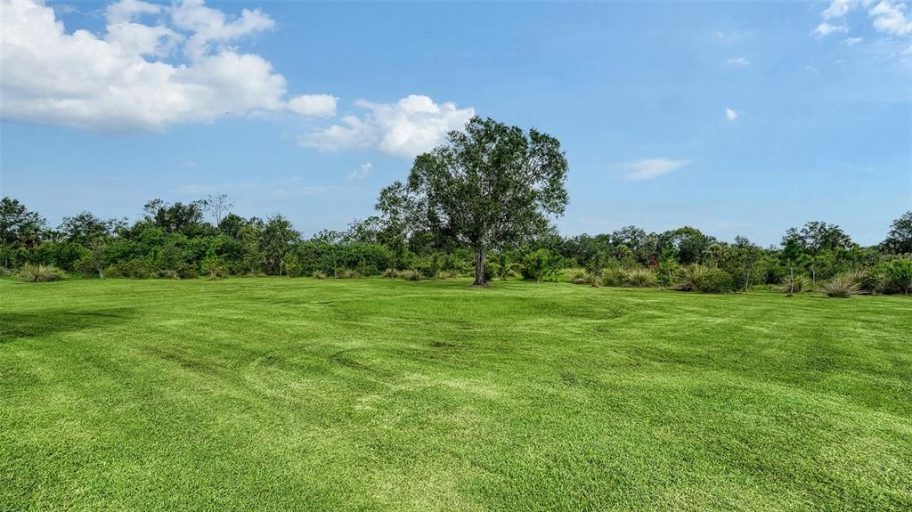 For Sale: $1,795,000 (5 beds, 3 baths, 4152 Square Feet)