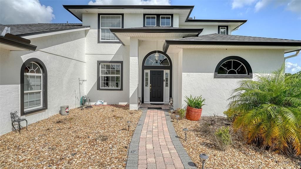 For Sale: $1,795,000 (5 beds, 3 baths, 4152 Square Feet)