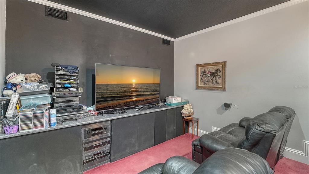 For Sale: $1,795,000 (5 beds, 3 baths, 4152 Square Feet)