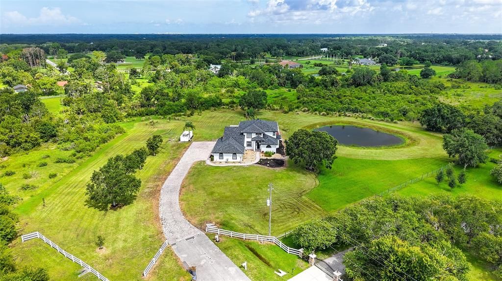 For Sale: $1,795,000 (5 beds, 3 baths, 4152 Square Feet)