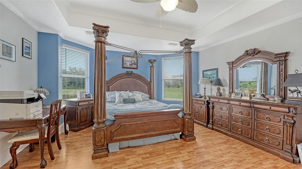 For Sale: $1,795,000 (5 beds, 3 baths, 4152 Square Feet)