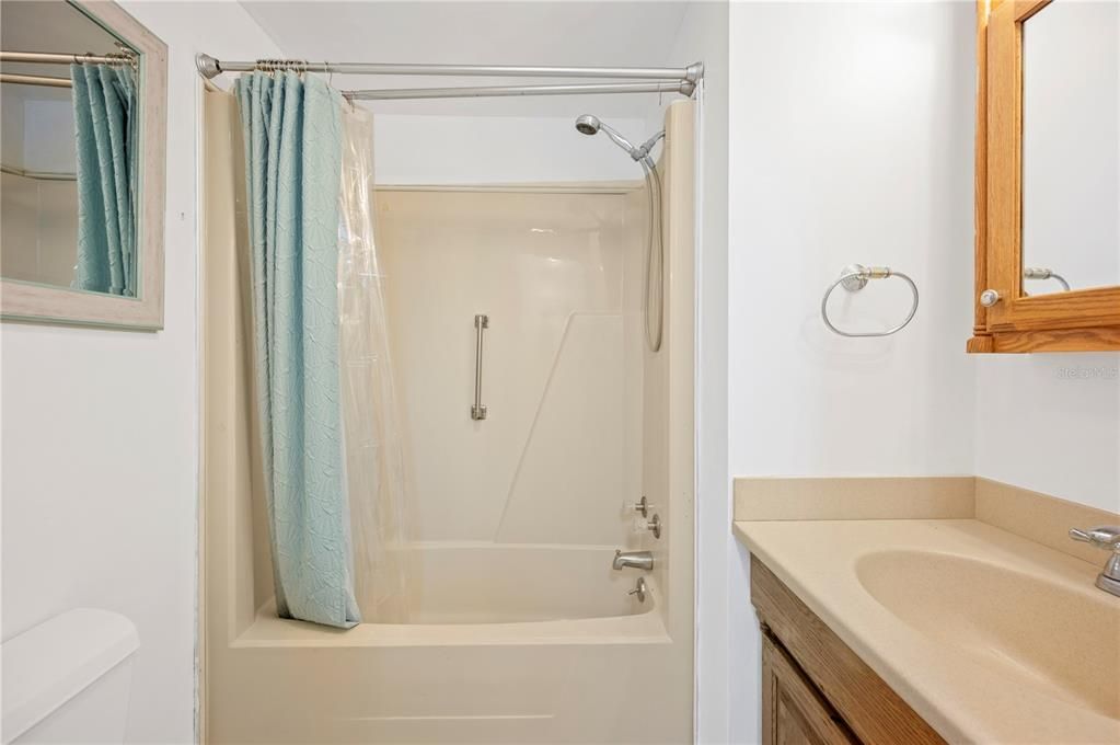 待售: $115,000 (3 贝兹, 2 浴室, 1176 平方英尺)