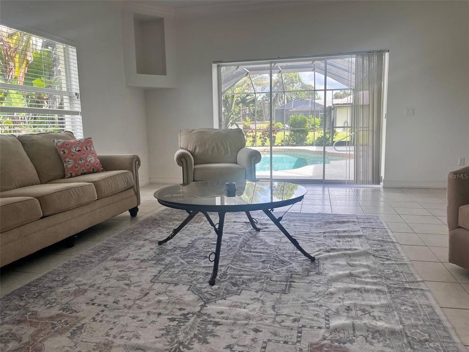 For Rent: $6,000 (3 beds, 2 baths, 2577 Square Feet)