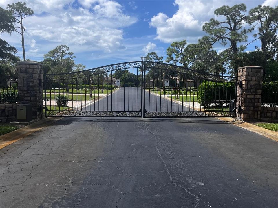 For Rent: $6,000 (3 beds, 2 baths, 2577 Square Feet)