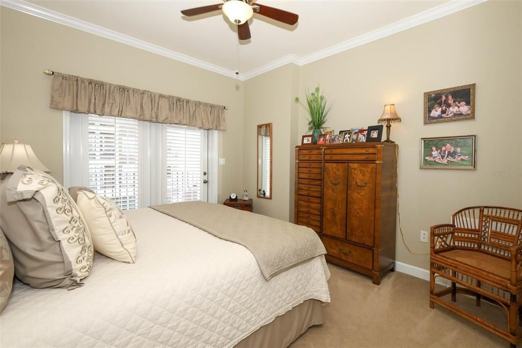 For Sale: $884,999 (3 beds, 2 baths, 2399 Square Feet)