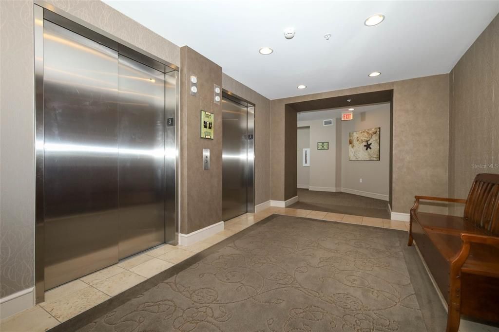 For Sale: $884,999 (3 beds, 2 baths, 2399 Square Feet)