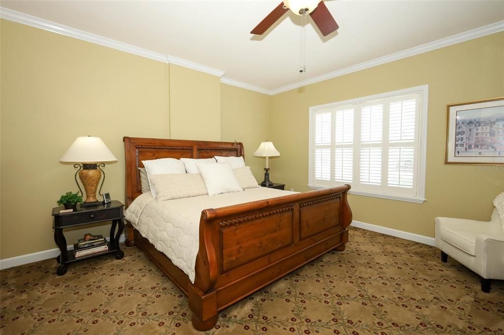 For Sale: $884,999 (3 beds, 2 baths, 2399 Square Feet)