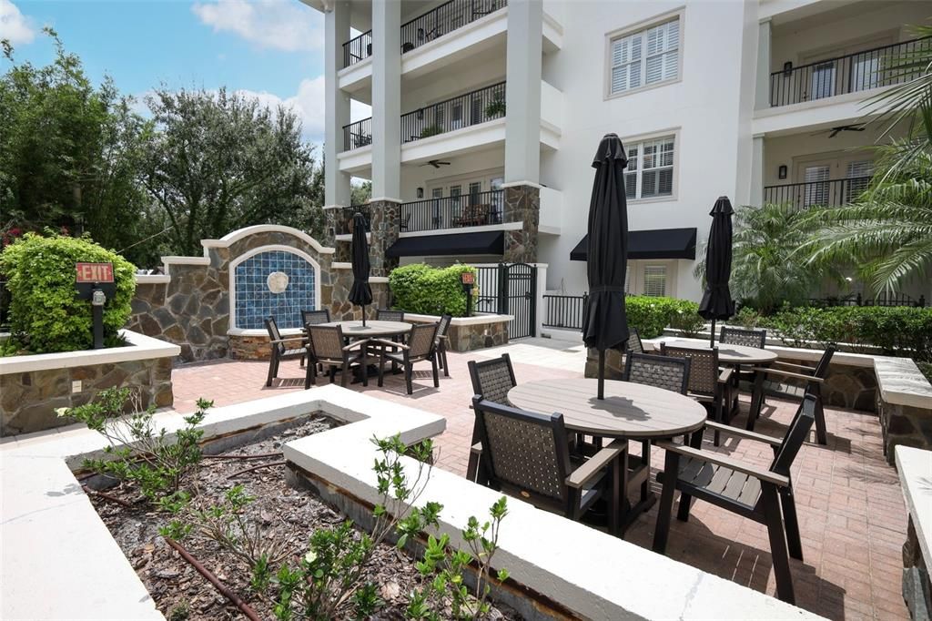 For Sale: $884,999 (3 beds, 2 baths, 2399 Square Feet)