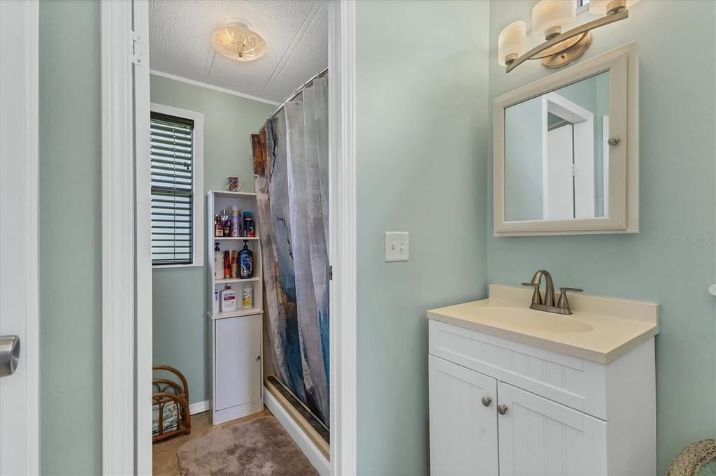 Activo con contrato: $220,000 (2 camas, 2 baños, 1446 Pies cuadrados)