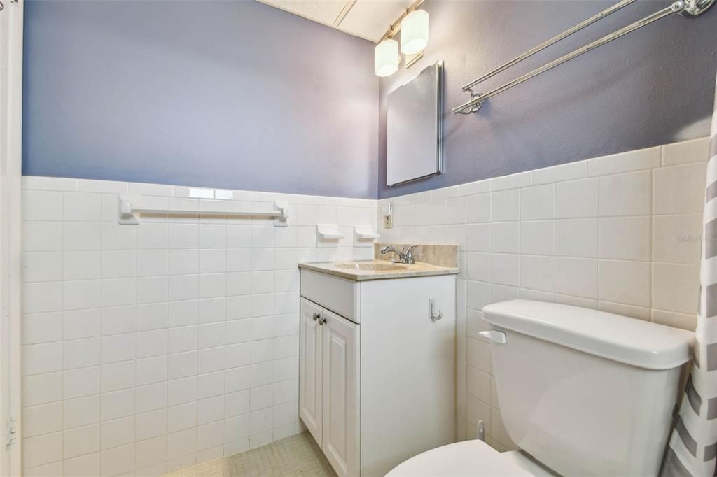 En Venta: $115,000 (2 camas, 1 baños, 925 Pies cuadrados)