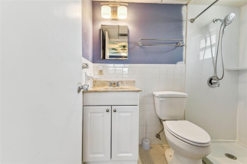 En Venta: $115,000 (2 camas, 1 baños, 925 Pies cuadrados)