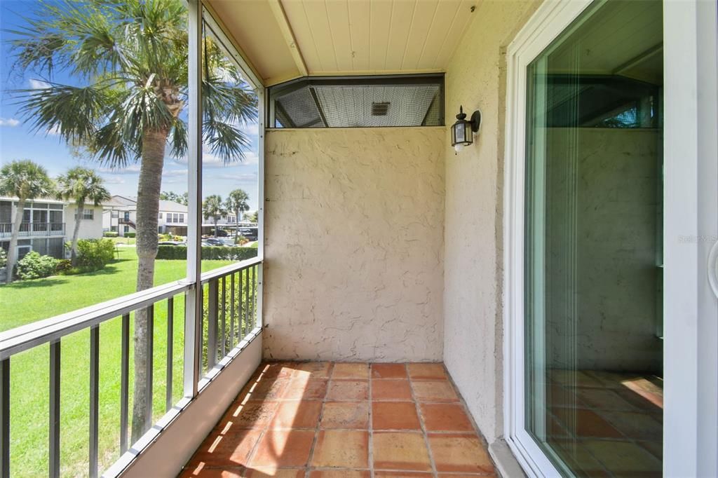 En Venta: $115,000 (2 camas, 1 baños, 925 Pies cuadrados)