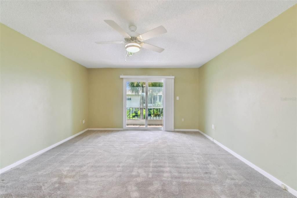 En Venta: $115,000 (2 camas, 1 baños, 925 Pies cuadrados)