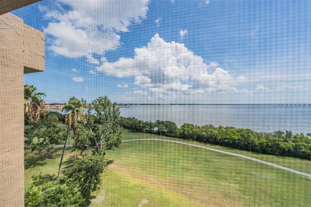 Active With Contract: $95,000 (0 beds, 1 baths, 565 Square Feet)