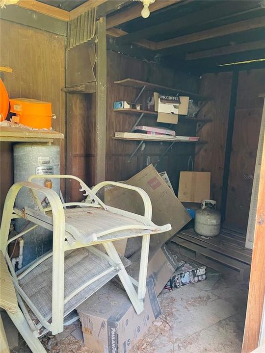 For Sale: $65,000 (2 beds, 1 baths, 757 Square Feet)