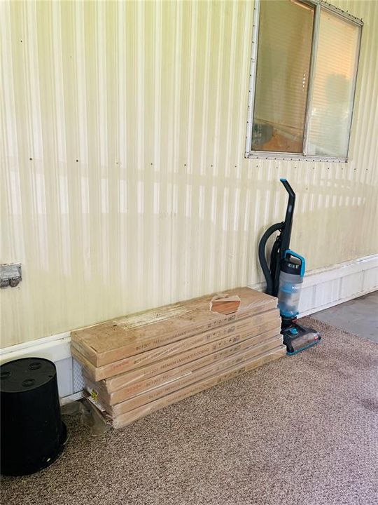 For Sale: $65,000 (2 beds, 1 baths, 757 Square Feet)