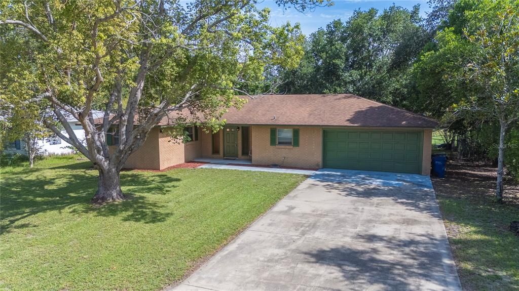 Recently Sold: $249,999 (2 beds, 2 baths, 1462 Square Feet)