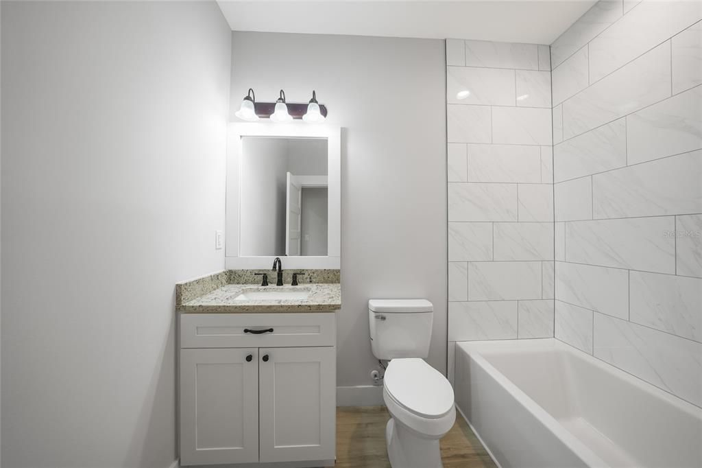 待售: $299,900 (3 贝兹, 2 浴室, 1650 平方英尺)