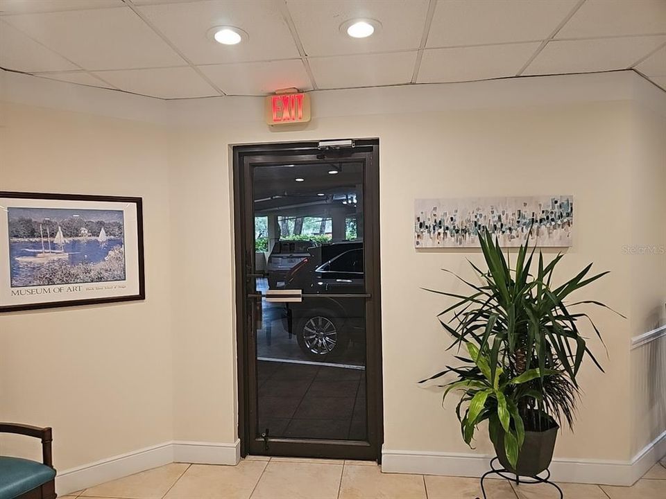 For Sale: $209,500 (2 beds, 2 baths, 1250 Square Feet)