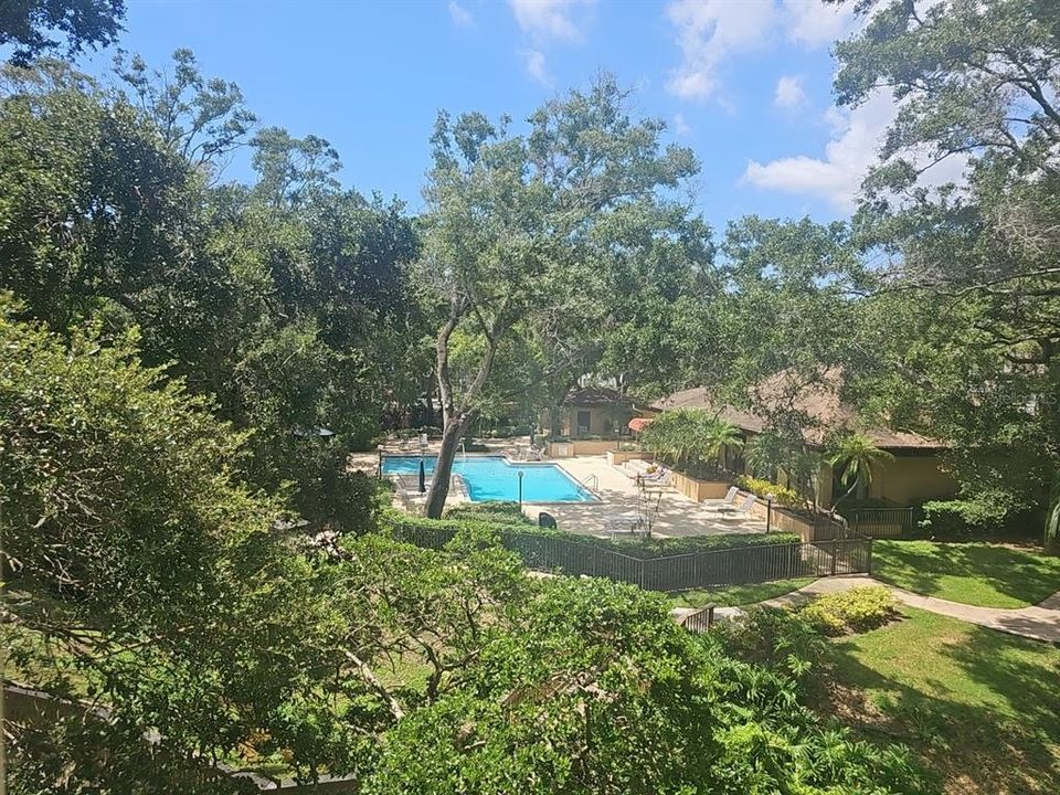 For Sale: $209,500 (2 beds, 2 baths, 1250 Square Feet)