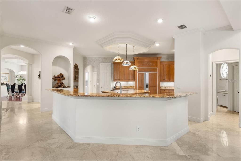 待售: $1,800,000 (5 贝兹, 6 浴室, 5151 平方英尺)