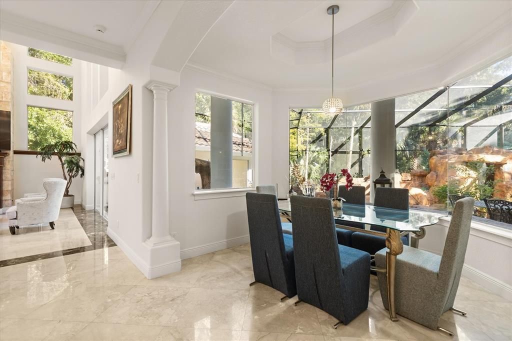 待售: $1,800,000 (5 贝兹, 6 浴室, 5151 平方英尺)