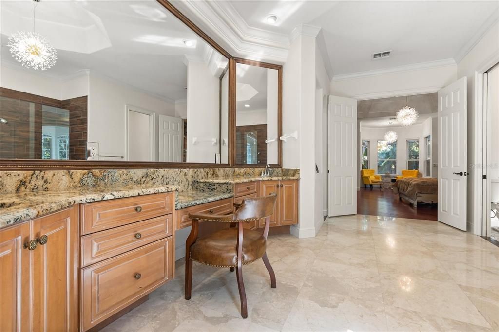 待售: $1,800,000 (5 贝兹, 6 浴室, 5151 平方英尺)