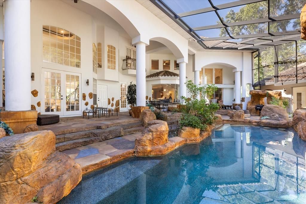 待售: $1,800,000 (5 贝兹, 6 浴室, 5151 平方英尺)