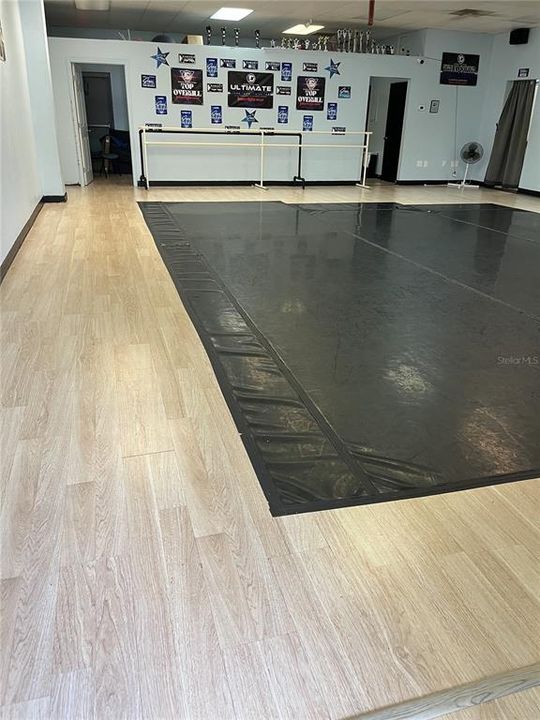 待售: $18,000 (0 贝兹, 0 浴室, 16924 平方英尺)