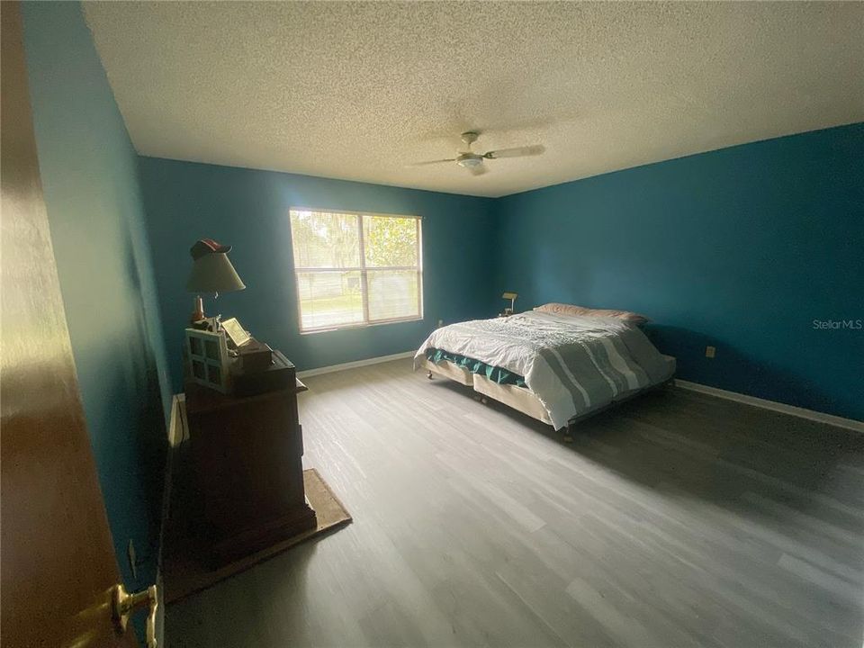 На продажу: $259,900 (3 спален, 2 ванн, 1925 Квадратных фут)