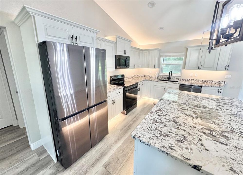 В аренду: $2,500 (3 спален, 2 ванн, 1473 Квадратных фут)