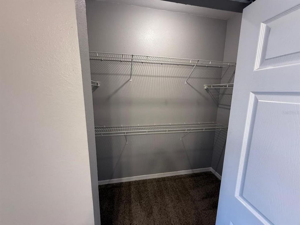 For Sale: $207,000 (2 beds, 2 baths, 1031 Square Feet)