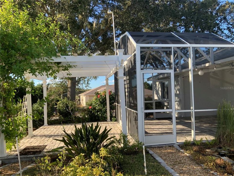 待售: $389,000 (3 贝兹, 2 浴室, 2101 平方英尺)