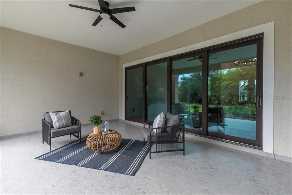 En Venta: $1,199,000 (4 camas, 3 baños, 2967 Pies cuadrados)