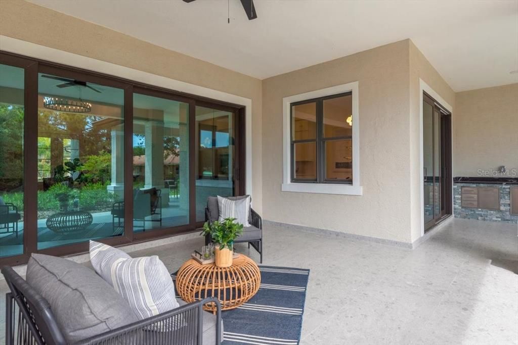 En Venta: $1,199,000 (4 camas, 3 baños, 2967 Pies cuadrados)