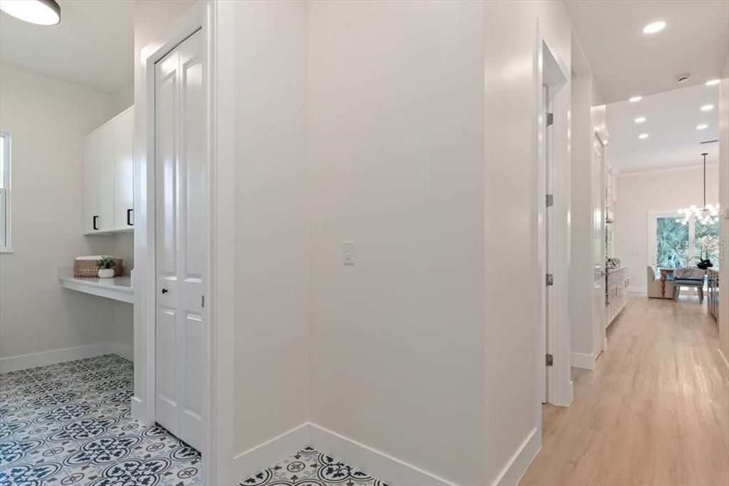 En Venta: $1,199,000 (4 camas, 3 baños, 2967 Pies cuadrados)