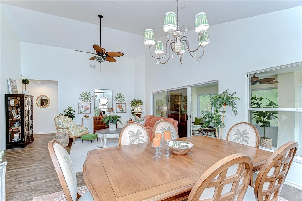 Active With Contract: $490,000 (3 beds, 2 baths, 1634 Square Feet)