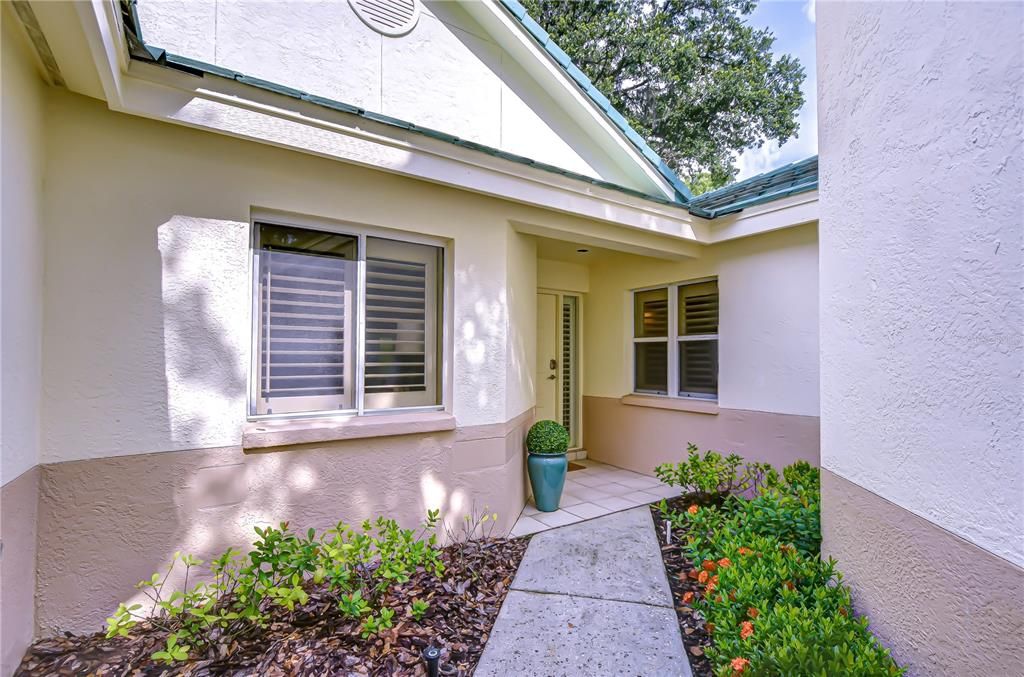 Active With Contract: $490,000 (3 beds, 2 baths, 1634 Square Feet)