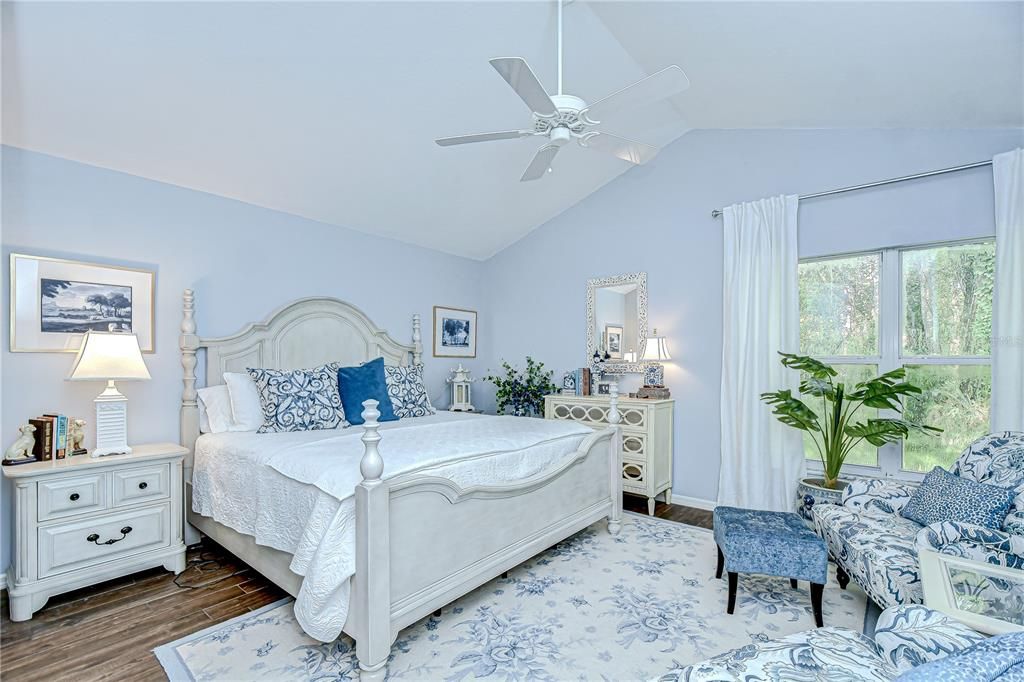 Active With Contract: $490,000 (3 beds, 2 baths, 1634 Square Feet)