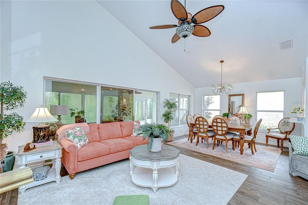 Active With Contract: $490,000 (3 beds, 2 baths, 1634 Square Feet)